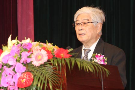 全社会共同治理“教育污染”